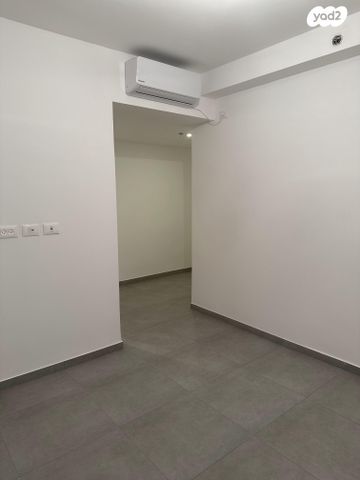 דירה, שלמה לוי 18, נרקיסים, ראשון לציון