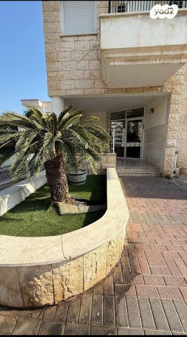 דירה, שלמה המלך 30, אחוזת כנרת, טבריה