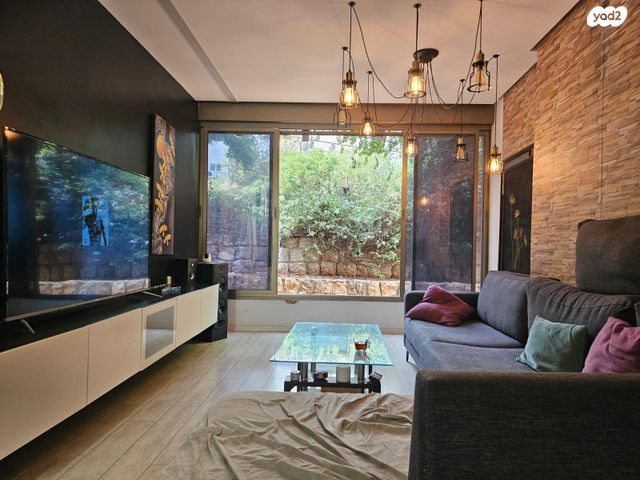 דירה, רוטשילד 52, ניצנה, בת ים