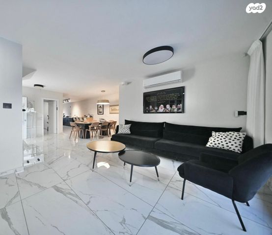 בית פרטי/ קוטג', שדרות עמק איילון 8, ורדים, שוהם