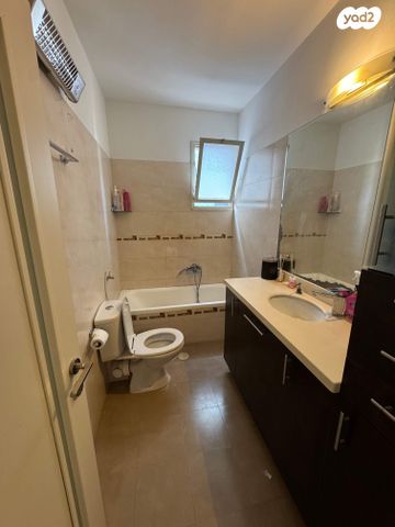 דירת גן, עזריאל 18, רמת השקמה, רמת גן