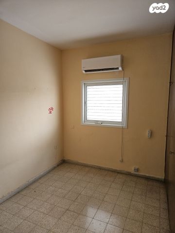 דירה, ארלוזורוב 15, מרכז, קרית עבודה, חולון