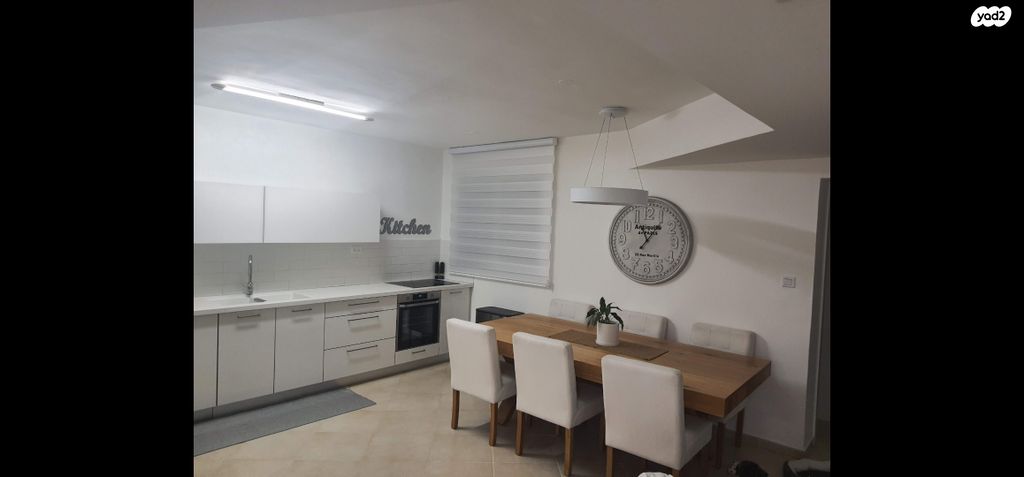 דירה, הגביש 8, נופי סלע, מעלה אדומים