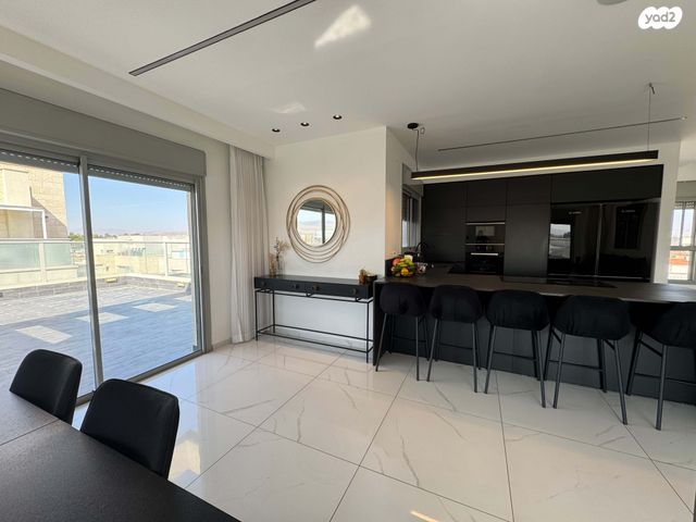 גג/ פנטהאוז, כנרת 7, נוף הירדן, בית שאן