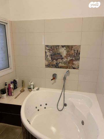 בית פרטי/ קוטג', יצחק רבין 20, ניסן, חדרה