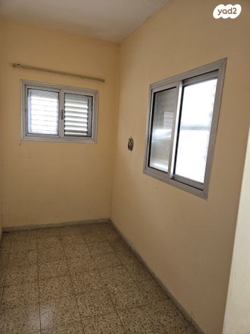 דירה, ארלוזורוב 15, מרכז, קרית עבודה, חולון