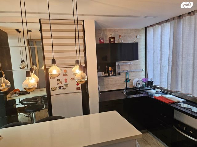 דירה, רוטשילד 52, ניצנה, בת ים