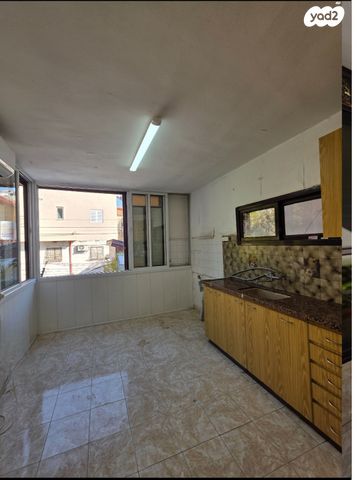 דירה, נגבה 8, עמידר, בת ים