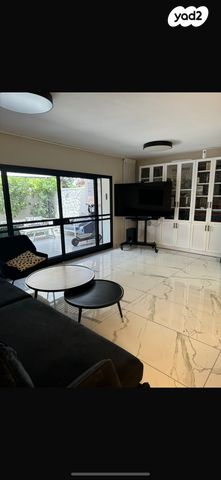 בית פרטי/ קוטג', שדרות עמק איילון 8, ורדים, שוהם