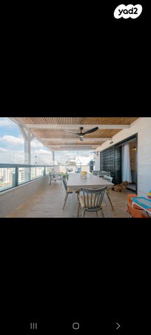 גג/ פנטהאוז, טורקיז 1, אבני חן, חריש