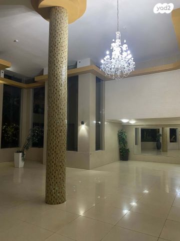 דירה, גולדה מאיר 13, קרית אילון, חולון