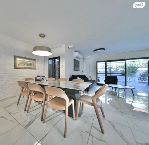 בית פרטי/ קוטג', שדרות עמק איילון 8, ורדים, שוהם