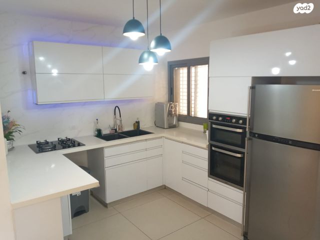 דירת גן, אורן 8, החורש, חריש