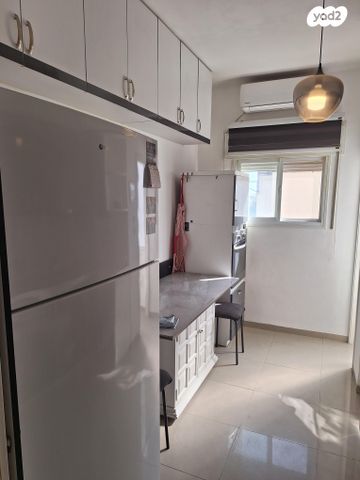 דירה, החלוץ 68, שוק תלפיות, חיפה