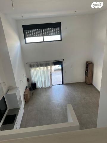 דופלקס, ערבי הנחל 2, אדמית / יערית, שלומי