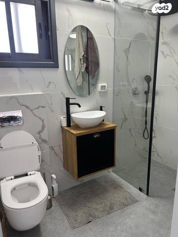 גג/ פנטהאוז, חמדיה 8, קרית גנים, ראשון לציון