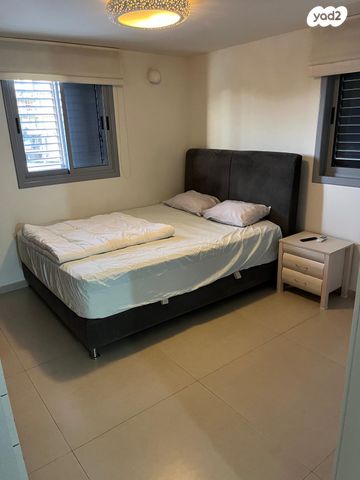 גג/ פנטהאוז, הגיבורים 21, עמידר, בת ים