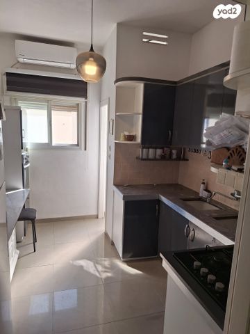 דירה, החלוץ 68, שוק תלפיות, חיפה