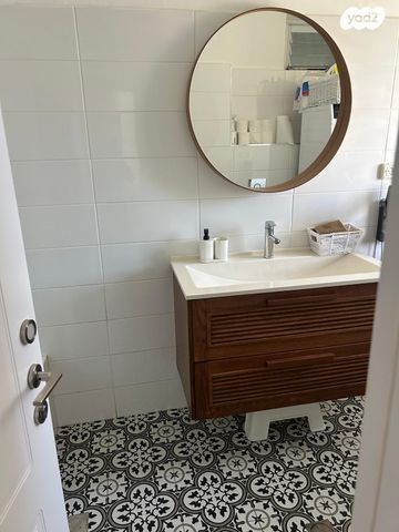 גג/ פנטהאוז, חמדיה 8, קרית גנים, ראשון לציון