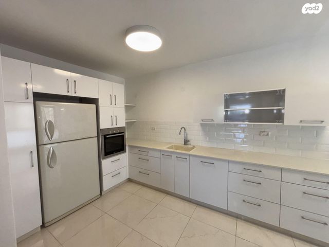 דירה, החשמונאים 32, נווה דוד רמז, רעננה