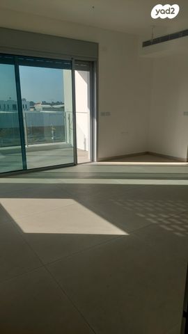 רחבעם זאבי 5