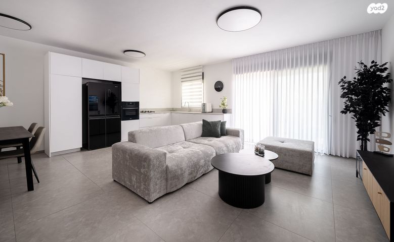 תיירות ונופש, העצמאות 111, אברמסקי, קרית אתא