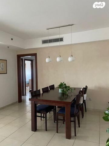 דירה, משעול גיל 7, ותיקים, כפר סבא