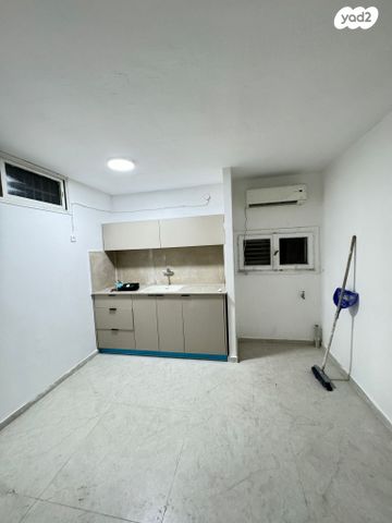 דירה, שדרות דוד בן גוריון 30, בן גוריון, אשקלון