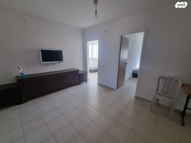 דירה, מתתיהו הכהן 4, גיורא יוספטל, דימונה