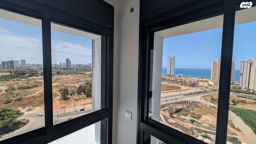 דירה, אמנון ליפקין שחק 10, נוף הטיילת, נתניה