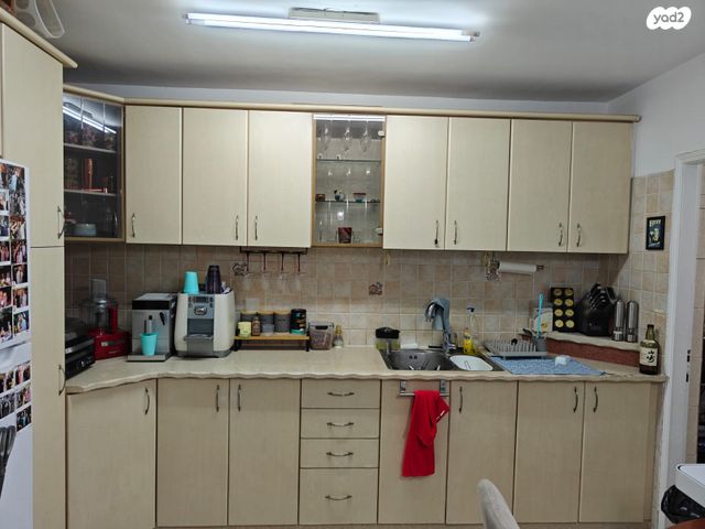 דירה, בן צבי 16, מכב"י, יהוד מונוסון