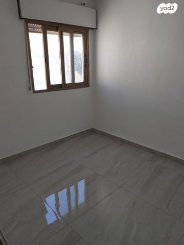 דירה, דרך הארבעה 4, אזור תעשיה זעירה, עכו