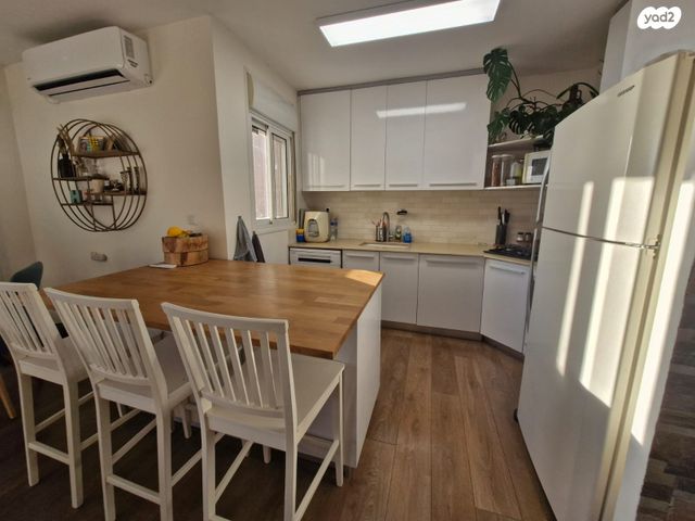 דירה, מור 16, כבאביר, חיפה