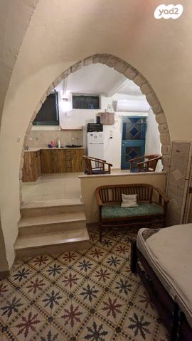 יצחק אמיתי (ט"ו) 1