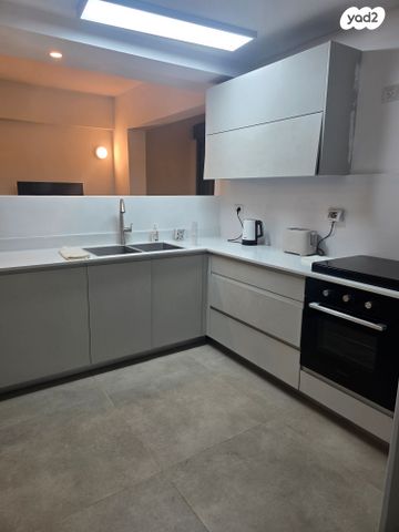 דירה, הס 7, טלביה, קוממיות, ירושלים