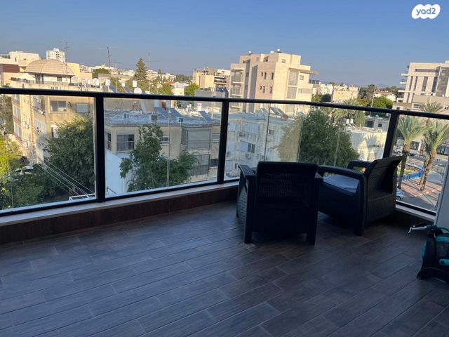 דירה, הגפן 17, מרכז העיר, סביניה, הוותיקה, קרית ביאליק