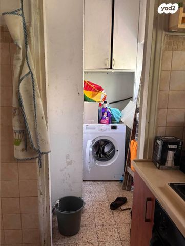 דירה, יהודה הימית 13, צהלון, שיכוני חסכון, תל אביב יפו