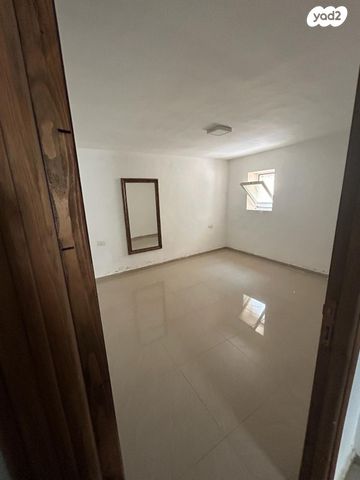 יחידת דיור, שלמה ומשה תג'ר 26, פסגת זאב, ירושלים