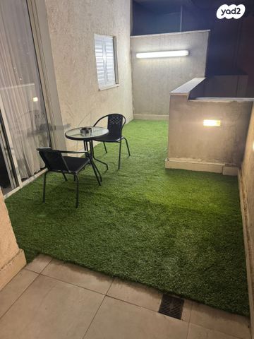 דרך מנחם בגין 20