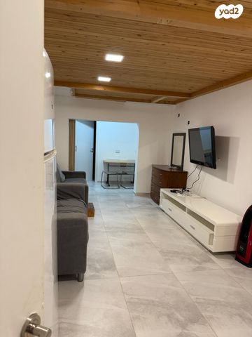 יחידת דיור, משעול תאנה 12, הפירות, שחמון, רובע 4, אילת