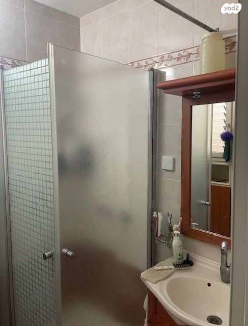 דירה, מצולות ים 38, חברת חשמל, גבעתיים