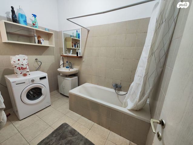 דירה, ישראל טייבר 60, גבעת הרמבם, גבעתיים