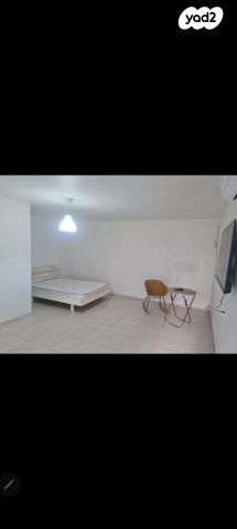 מרתף/ פרטר, יונה וולך 4, נאות הרצל, נתניה