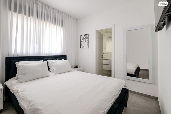 תיירות ונופש, העצמאות 111, אברמסקי, קרית אתא