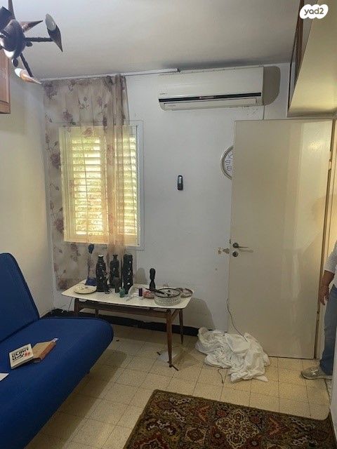 דירה, מצולות ים 38, חברת חשמל, גבעתיים