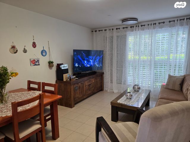 דירה, הר הצופים 25, קרית שרת מזרח, חולון