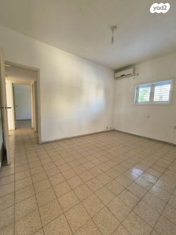 דירה, סירקין 11, בורוכוב, גבעתיים