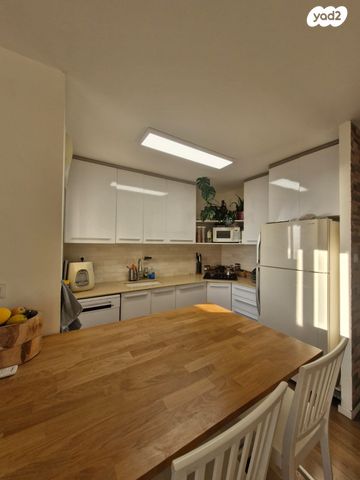 דירה, מור 16, כבאביר, חיפה