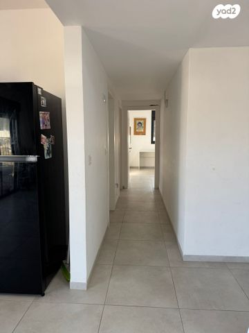 דירה, עץ המשאלות 19, אדמית / יערית, שלומי