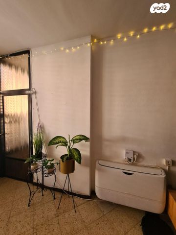 א.ד. גורדון 35